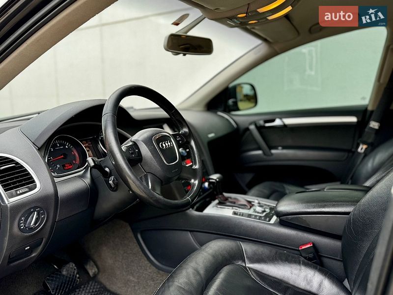 Внедорожник / Кроссовер Audi Q7 2008 в Самборе