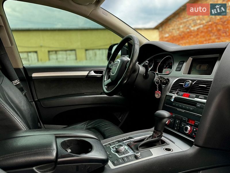 Внедорожник / Кроссовер Audi Q7 2008 в Самборе