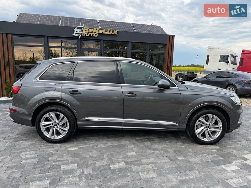 Внедорожник / Кроссовер Audi Q7 2021 в Коломые