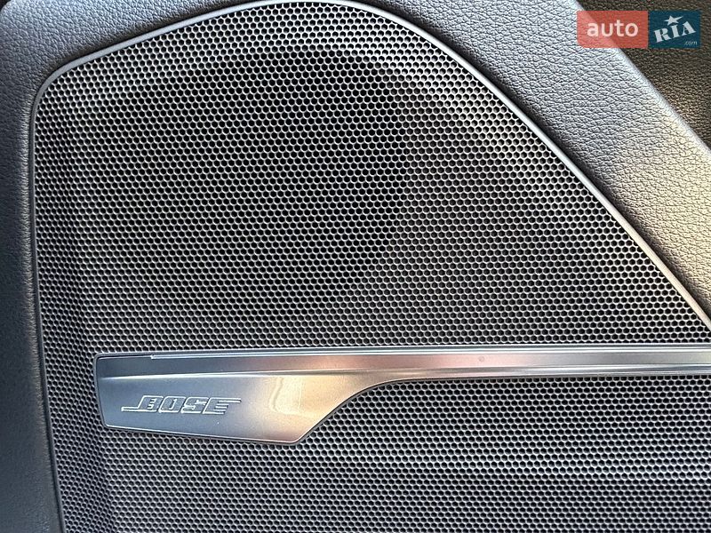 Внедорожник / Кроссовер Audi Q7 2018 в Киеве