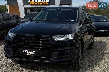 Внедорожник / Кроссовер Audi Q7 2017 в Стрые