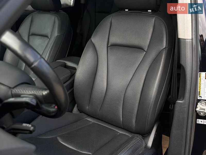 Внедорожник / Кроссовер Audi Q7 2017 в Стрые