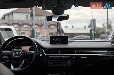 Внедорожник / Кроссовер Audi Q7 2017 в Стрые