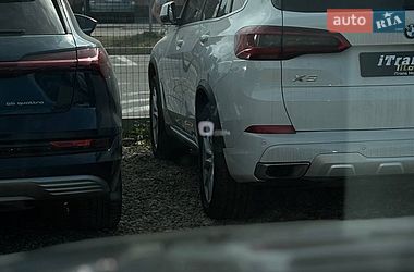 Внедорожник / Кроссовер Audi Q7 2017 в Стрые