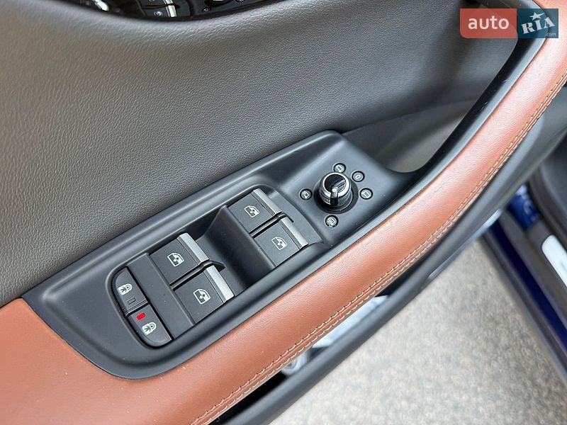 Позашляховик / Кросовер Audi Q7 2020 в Дніпрі