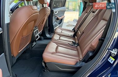 Позашляховик / Кросовер Audi Q7 2020 в Дніпрі