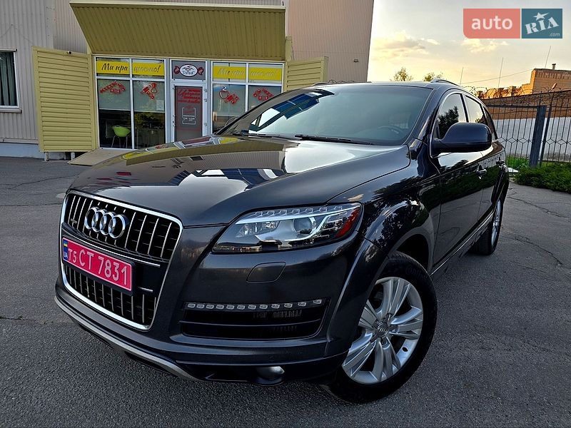 Внедорожник / Кроссовер Audi Q7 2015 в Полтаве