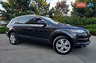 Внедорожник / Кроссовер Audi Q7 2015 в Полтаве