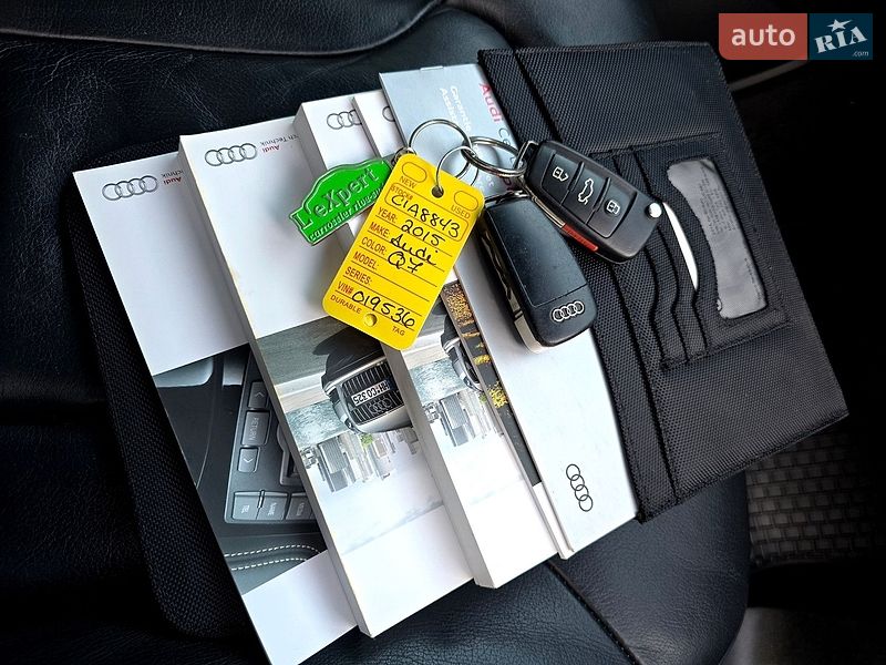 Внедорожник / Кроссовер Audi Q7 2015 в Полтаве