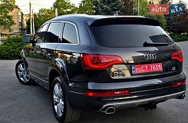 Внедорожник / Кроссовер Audi Q7 2015 в Полтаве