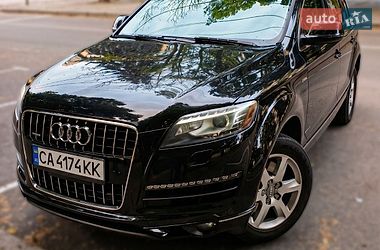 Внедорожник / Кроссовер Audi Q7 2015 в Черкассах