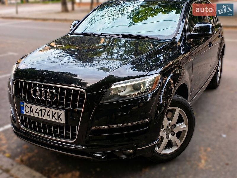Внедорожник / Кроссовер Audi Q7 2015 в Черкассах