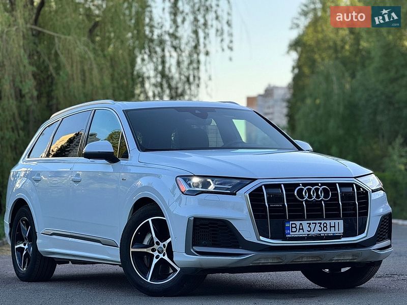 Внедорожник / Кроссовер Audi Q7 2021 в Киеве