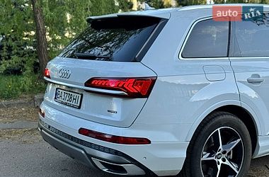 Внедорожник / Кроссовер Audi Q7 2021 в Киеве