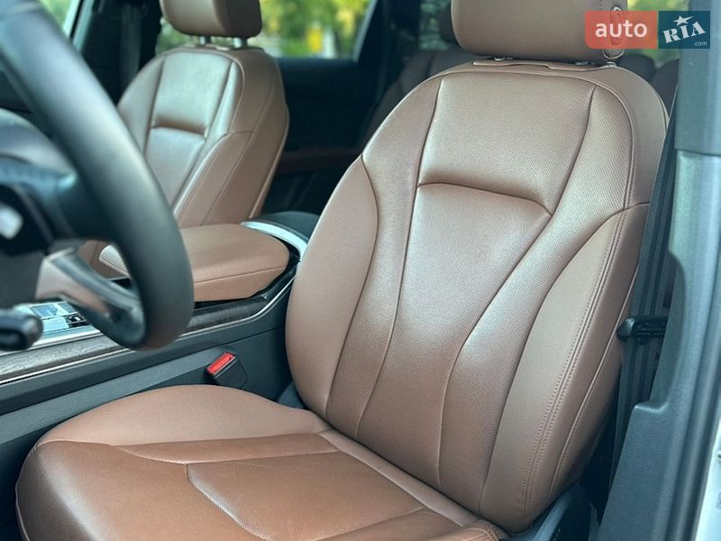 Внедорожник / Кроссовер Audi Q7 2021 в Киеве