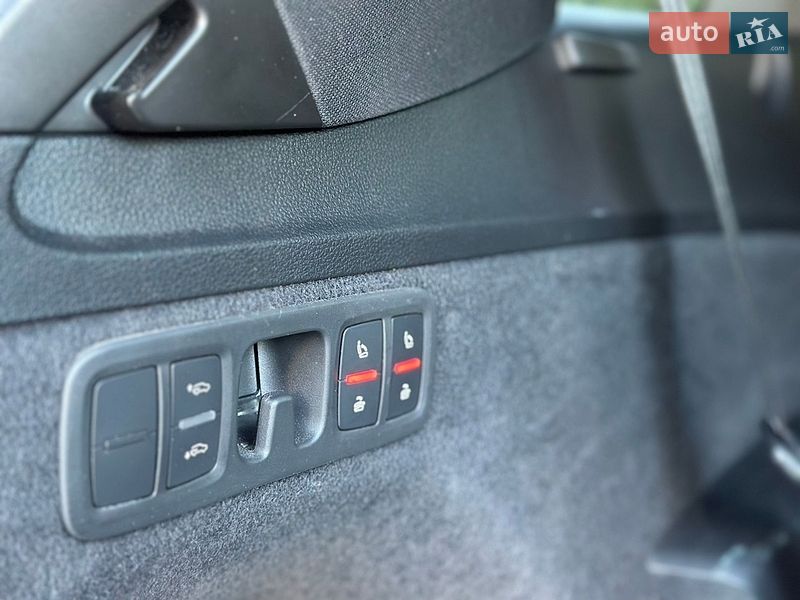 Внедорожник / Кроссовер Audi Q7 2021 в Киеве