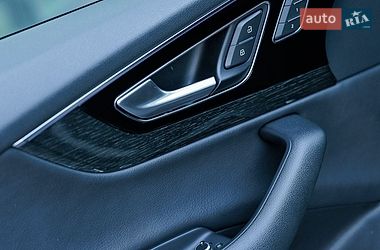 Позашляховик / Кросовер Audi Q7 2017 в Дніпрі