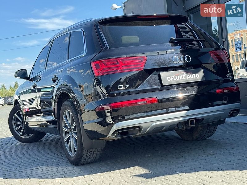 Позашляховик / Кросовер Audi Q7 2017 в Івано-Франківську