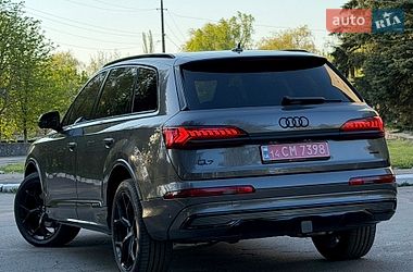 Внедорожник / Кроссовер Audi Q7 2023 в Виннице