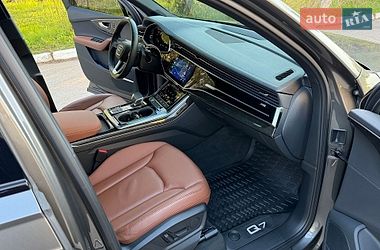 Внедорожник / Кроссовер Audi Q7 2023 в Виннице