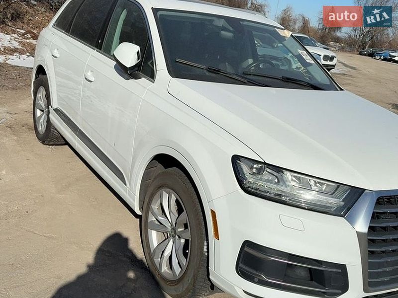 Внедорожник / Кроссовер Audi Q7 2019 в Одессе