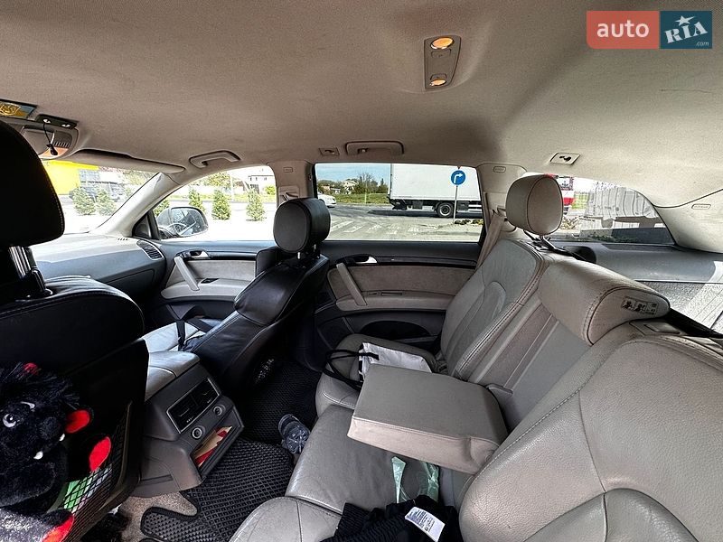 Внедорожник / Кроссовер Audi Q7 2007 в Одессе
