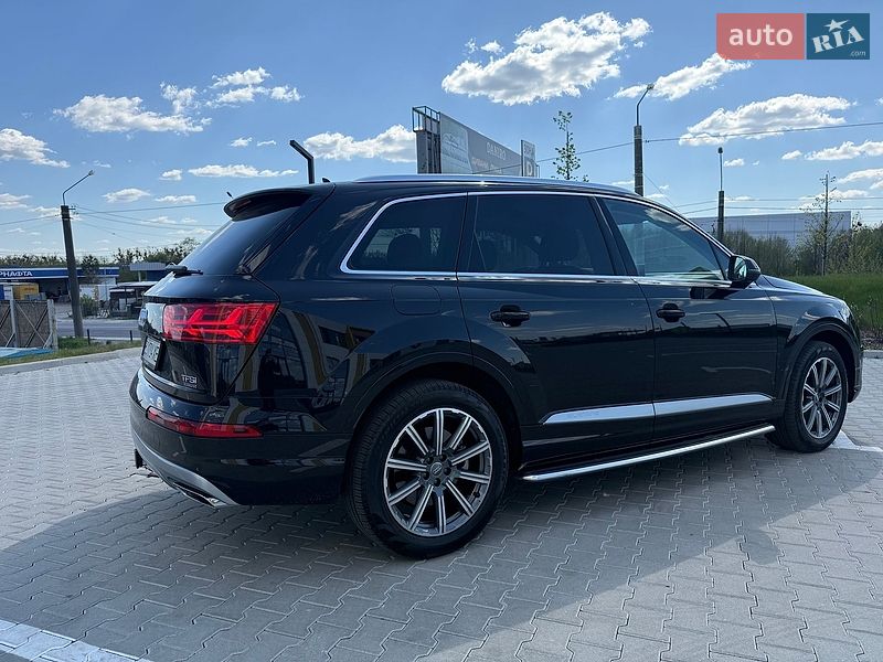 Внедорожник / Кроссовер Audi Q7 2017 в Львове