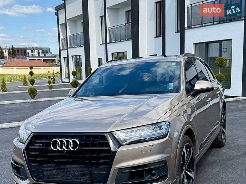 Внедорожник / Кроссовер Audi Q7 2019 в Тячеве