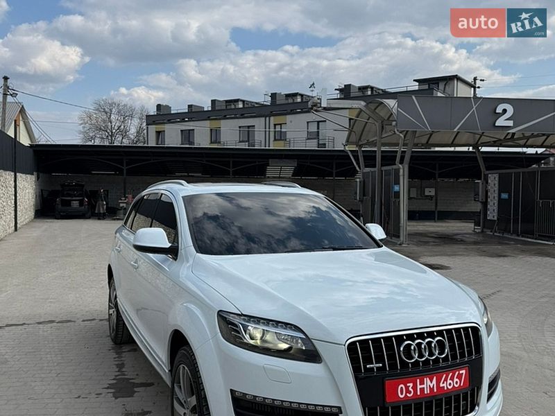 Внедорожник / Кроссовер Audi Q7 2013 в Тернополе