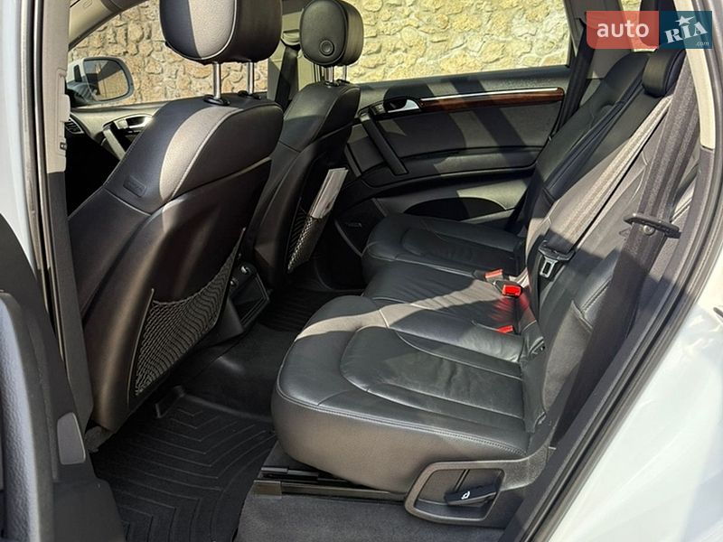 Внедорожник / Кроссовер Audi Q7 2013 в Тернополе