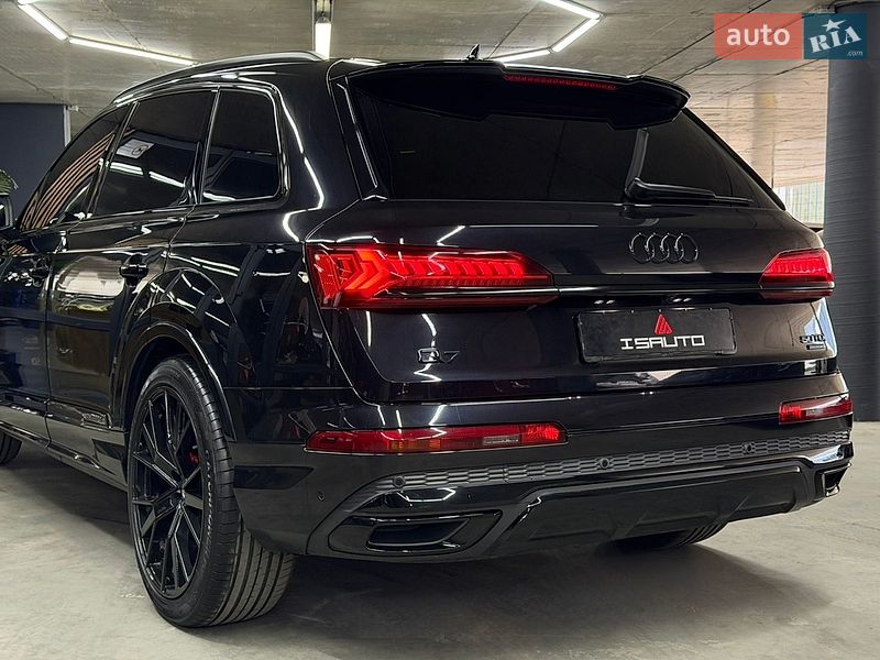 Внедорожник / Кроссовер Audi Q7 2020 в Одессе
