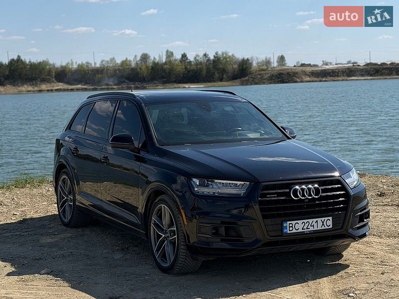Внедорожник / Кроссовер Audi Q7 2017 в Львове