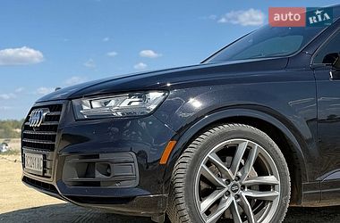 Внедорожник / Кроссовер Audi Q7 2017 в Львове