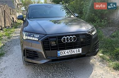 Внедорожник / Кроссовер Audi Q7 2020 в Каменец-Подольском