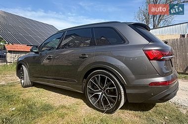 Внедорожник / Кроссовер Audi Q7 2020 в Каменец-Подольском
