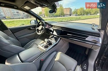 Внедорожник / Кроссовер Audi Q7 2020 в Каменец-Подольском