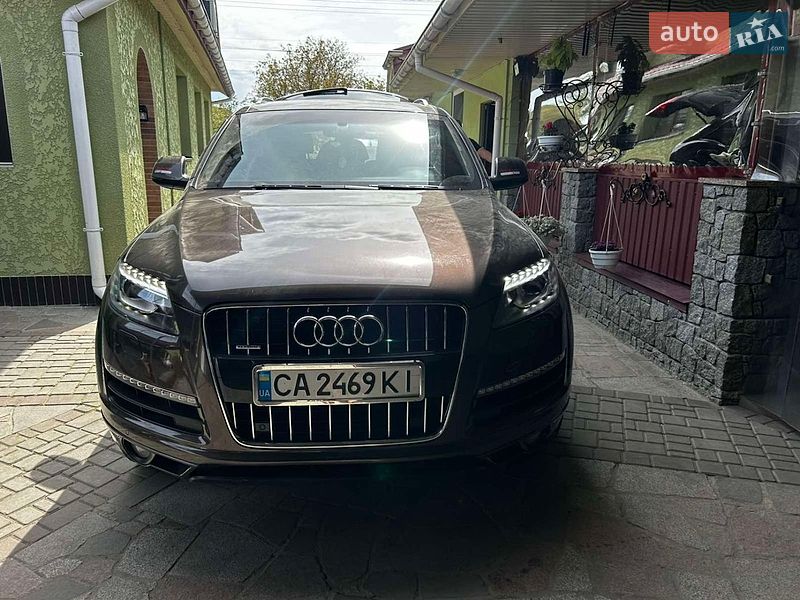 Внедорожник / Кроссовер Audi Q7 2012 в Жашкове