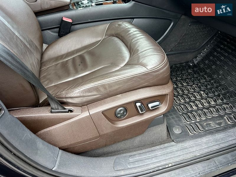 Внедорожник / Кроссовер Audi Q7 2012 в Киеве