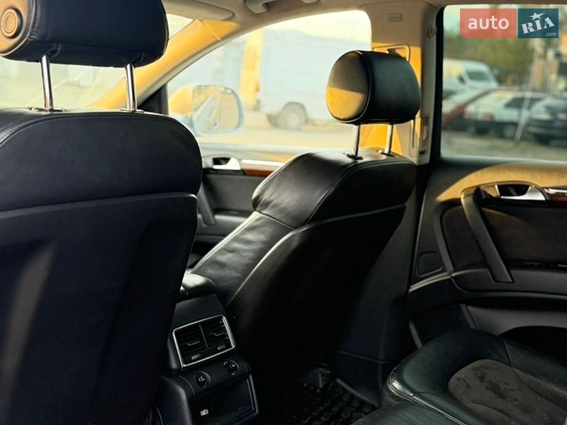 Позашляховик / Кросовер Audi Q7 2007 в Одесі