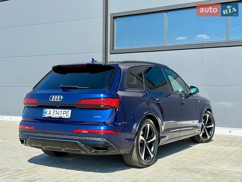 Внедорожник / Кроссовер Audi Q7 2020 в Броварах