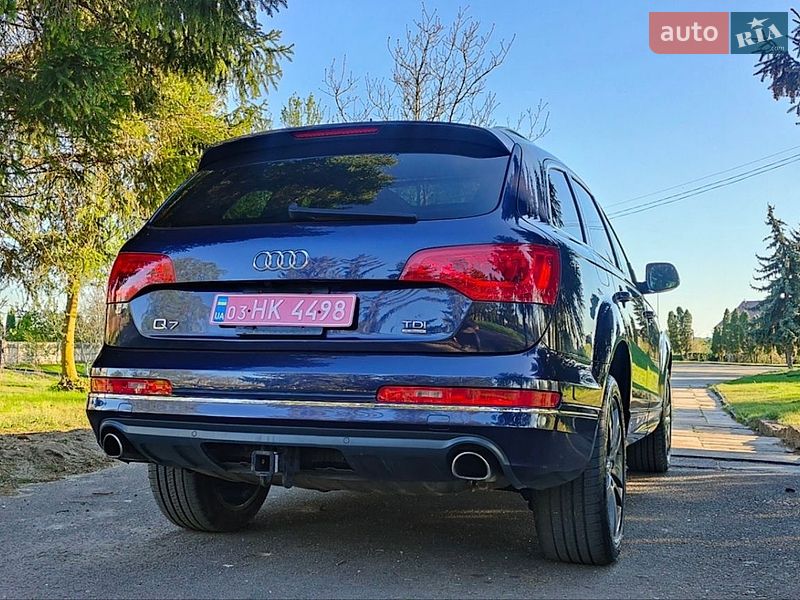 Внедорожник / Кроссовер Audi Q7 2014 в Дубно