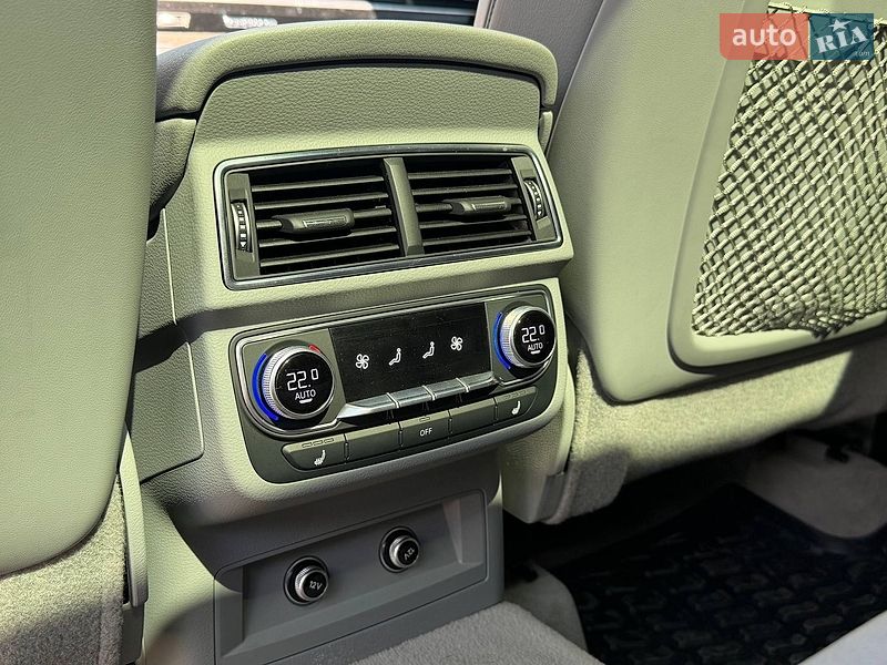 Внедорожник / Кроссовер Audi Q7 2018 в Киеве
