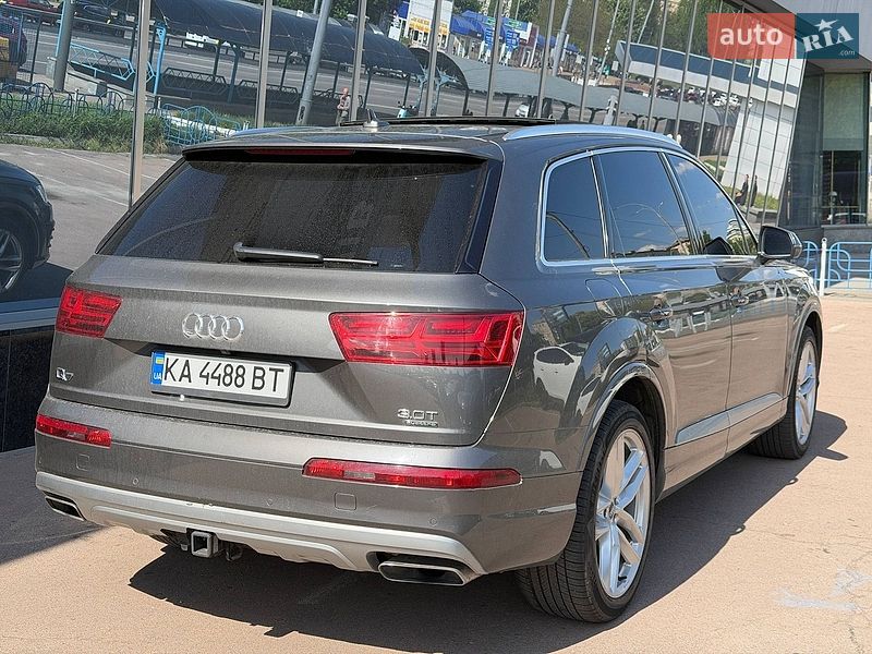 Внедорожник / Кроссовер Audi Q7 2018 в Киеве