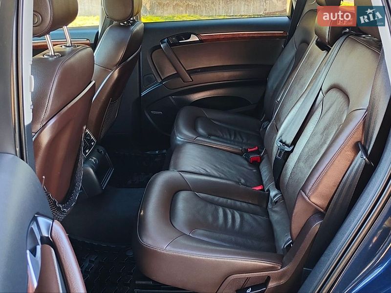 Внедорожник / Кроссовер Audi Q7 2014 в Дубно