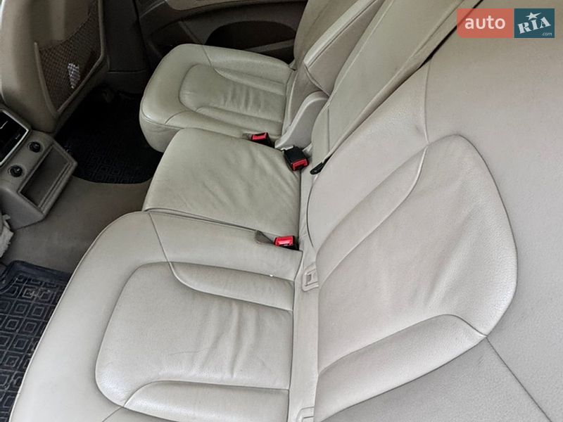 Внедорожник / Кроссовер Audi Q7 2013 в Виннице