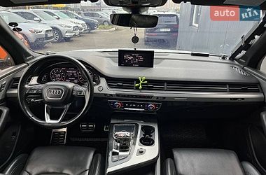 Внедорожник / Кроссовер Audi Q7 2017 в Киеве