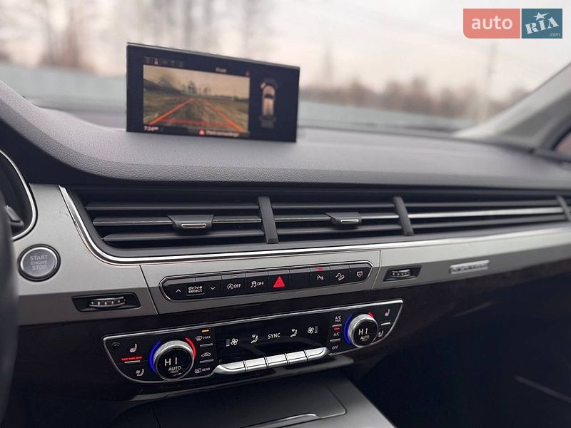 Внедорожник / Кроссовер Audi Q7 2018 в Киеве