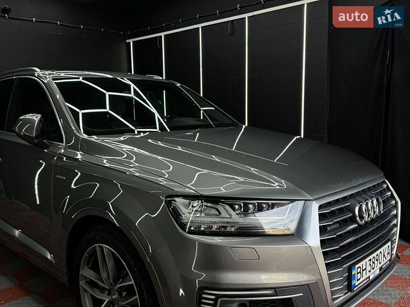 Audi Q7 2016