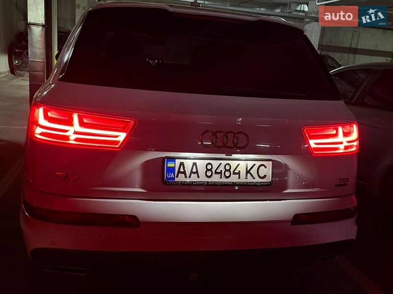 Внедорожник / Кроссовер Audi Q7 2018 в Киеве