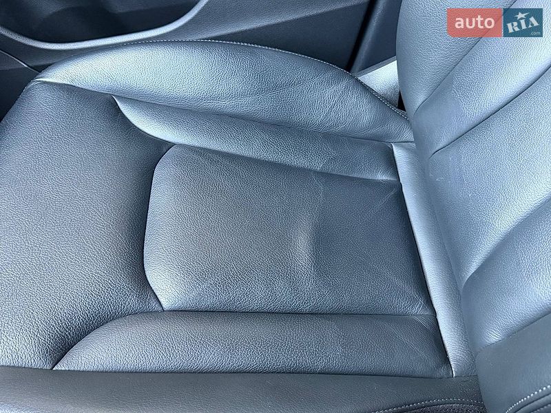 Позашляховик / Кросовер Audi Q7 2019 в Дніпрі